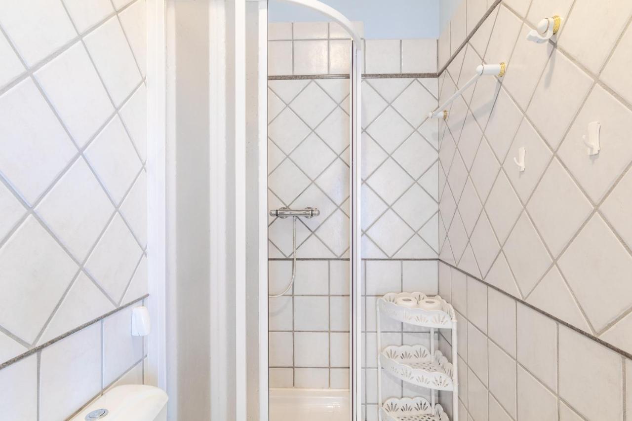 Farma Slunecny Dvur Apartmany A Family Stany Strecha Pod Strechou Hermanuv Mestec Buitenkant foto
